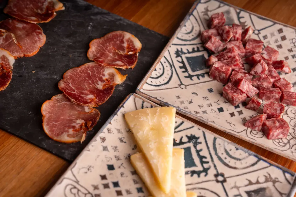 Jamón, lomo y queso Apolonio