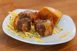 Cochinillo al cochifrito
